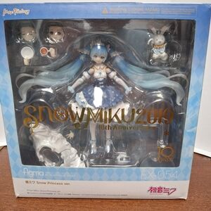 Vocaloid Hatsune Miku Rabbit Yukine Figma #EX-054 Snow Princess ver Max Factory